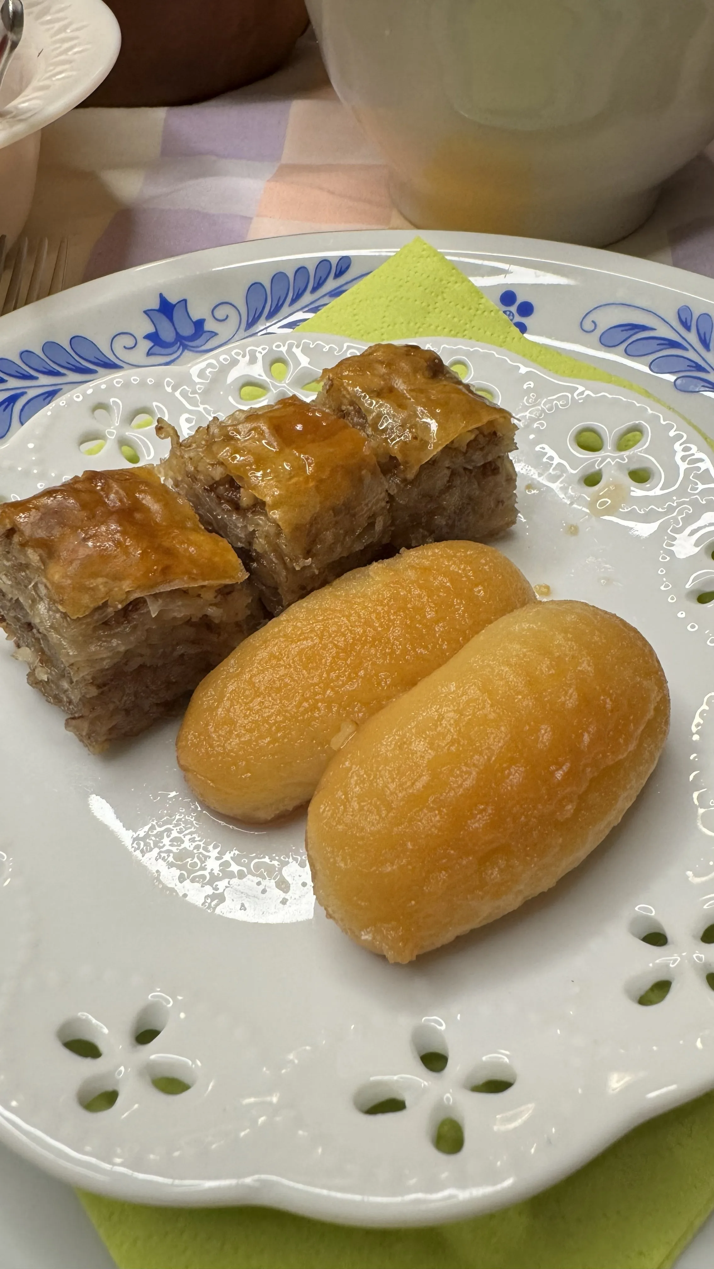Baklave i urmašice — fotografija 1